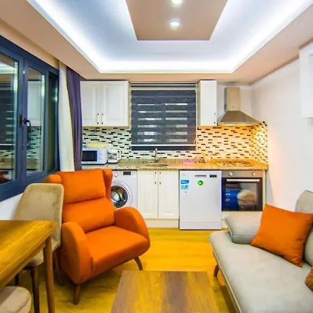 Jakuzili Kiralik Balayi Villasi Villa Kinali (Aegean)